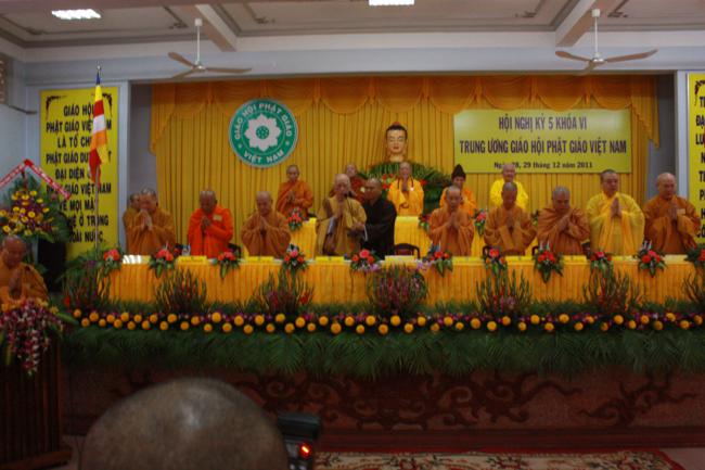 ໄຂກອງປະຊຸມຄັ້ງທີ 5 ຊຸດທີ 6 ສະມາຄົມພຸດທະສາສະໜາ ຫວຽດນາມ